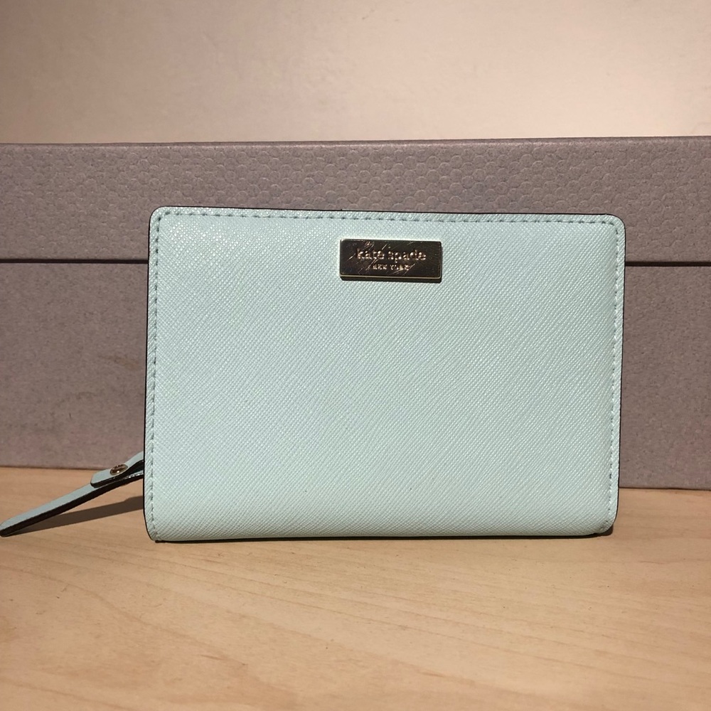 Light Blue Kate Spade ♠️ wallet